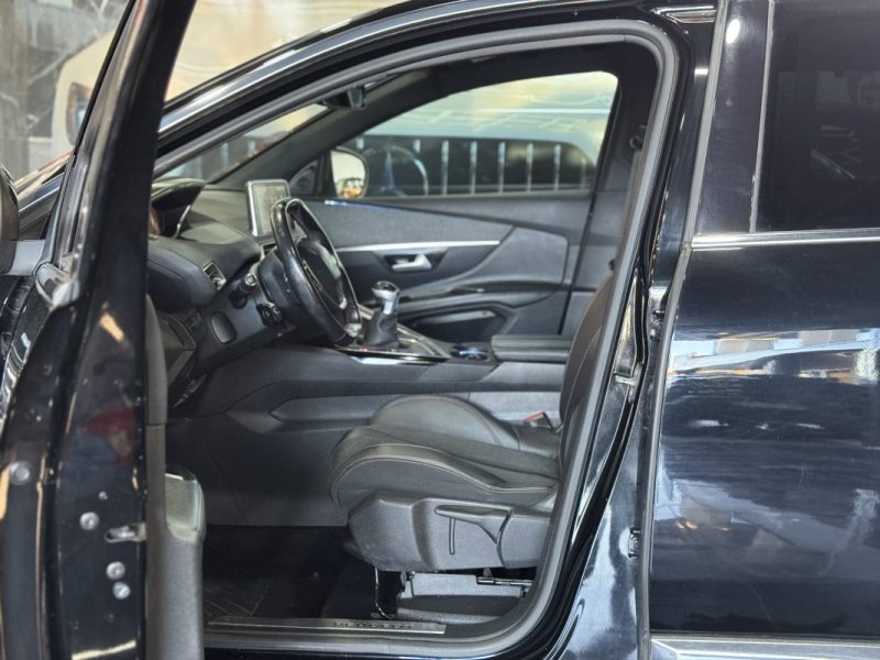 PEUGEOT 5008 II 1.2 PURETECH 130CH E6.C ACCESS S&S 2018 7P
