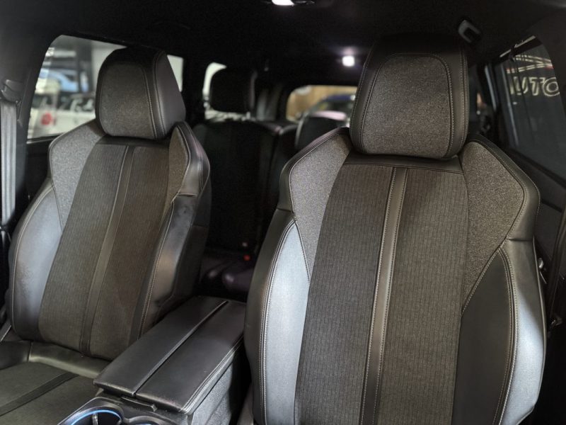 PEUGEOT 5008 II 1.2 PURETECH 130CH E6.C ACCESS S&S 2018 7P