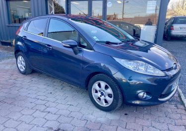 FORD FIESTA VI 1.6L TDCi 95cv TiTanium / Révisée&Garantie 