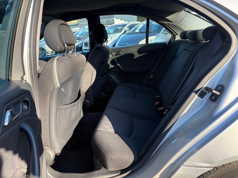 MERCEDES CLASSE C 220 CDI 143cv boîte auto