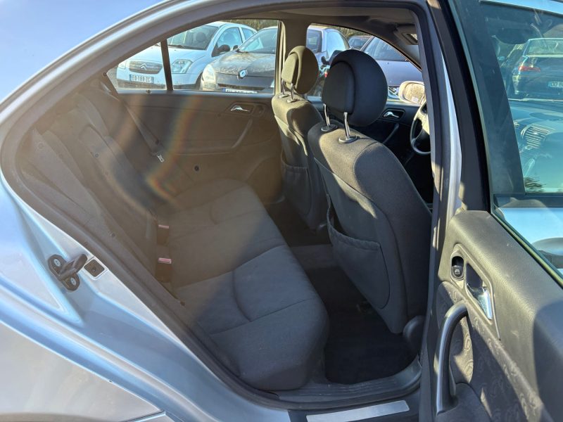 MERCEDES CLASSE C 220 CDI 143cv boîte auto