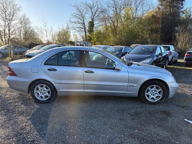 MERCEDES CLASSE C 220 CDI 143cv boîte auto