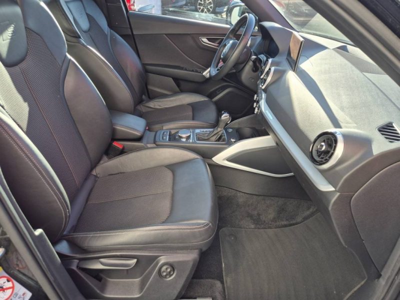 AUDI Q2 35 TFSI 150 S LINE PLUS S TRONIC 7 toit ouvrant