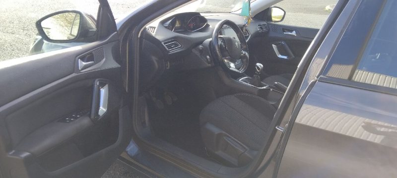 PEUGEOT 308 SW  HDI 130 CV AN 18 PROPRE 136 KM