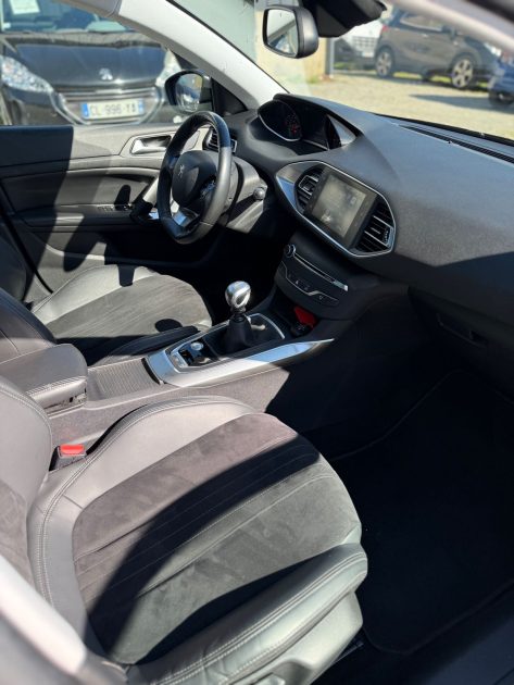 PEUGEOT 308 II 1.6 E-HDI 115CH FÉLINE 2014