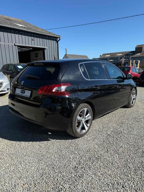 PEUGEOT 308 II 1.6 E-HDI 115CH FÉLINE 2014
