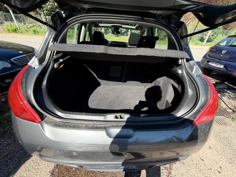 PEUGEOT 308 1.6 HDI 110 PREMIUM PACK 