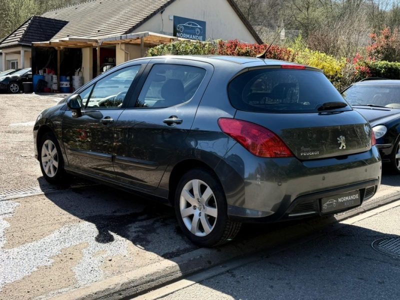 PEUGEOT 308 1.6 HDI 110 PREMIUM PACK 