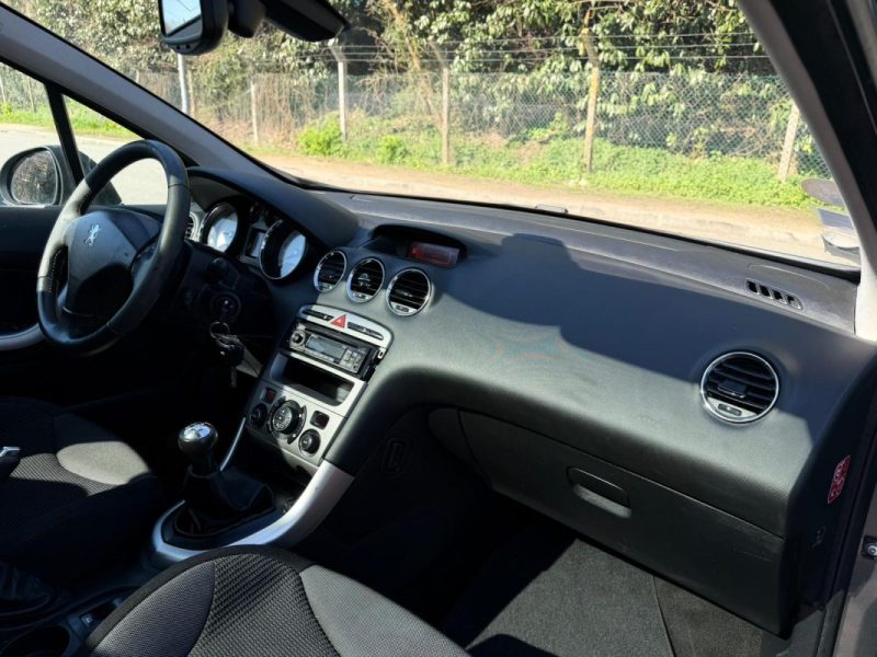 PEUGEOT 308 1.6 HDI 110 PREMIUM PACK 