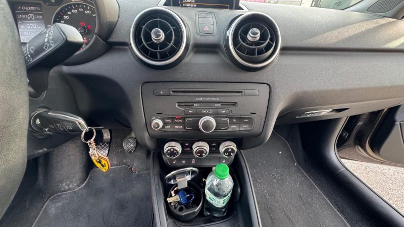AUDI A1 1.2 TFSI 86CH ATTRACTION 2014