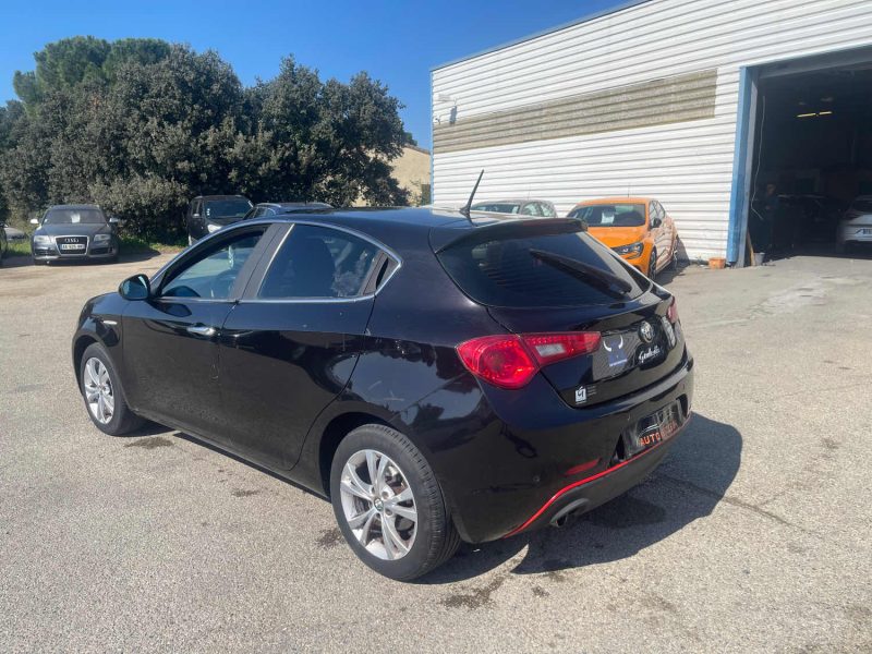 ALFA ROMEO GIULIETTA 1.6 JTDM 105 CH S&S IMPULSIVE 2011