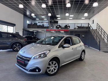 PEUGEOT 208 1.6 BLUEHDI 100cv PHASE 2 114 000KM / GPS/ 5 PLACES / DISTRIBUTION NEUF