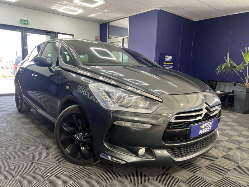 Citroën DS5 2.0 HDi 163ch Sport Chic | Suivi OK  | Toit panoramique | Caméra | Cuir
