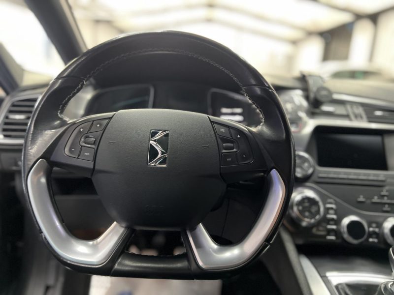 Citroën DS5 2.0 HDi 163ch Sport Chic | Suivi OK  | Toit panoramique | Caméra | Cuir