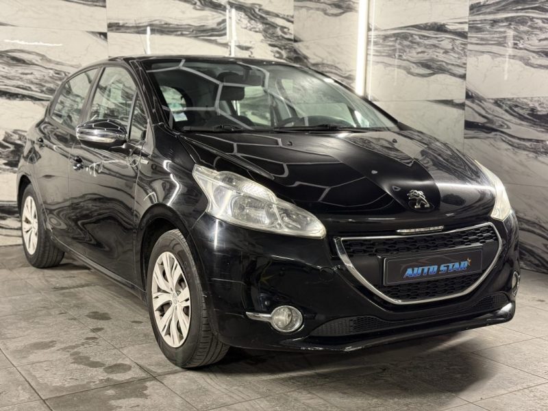 PEUGEOT 208 1.2 VTI ALLURE 5P 2014