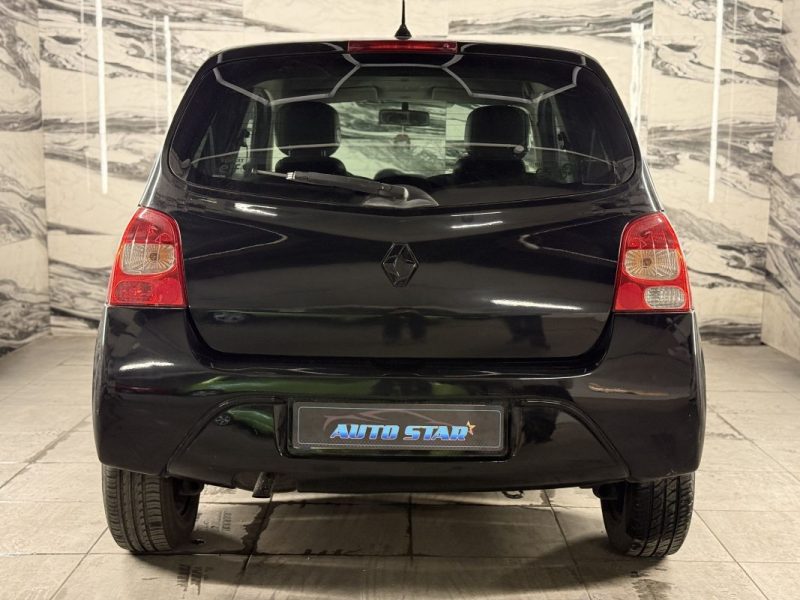 RENAULT TWINGO II 1.2 75 ACCES 2011