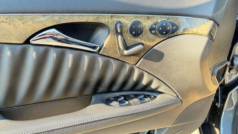 Mercedes-Benz E350 V6 272ch 7Pls Full Opts 1ere Main