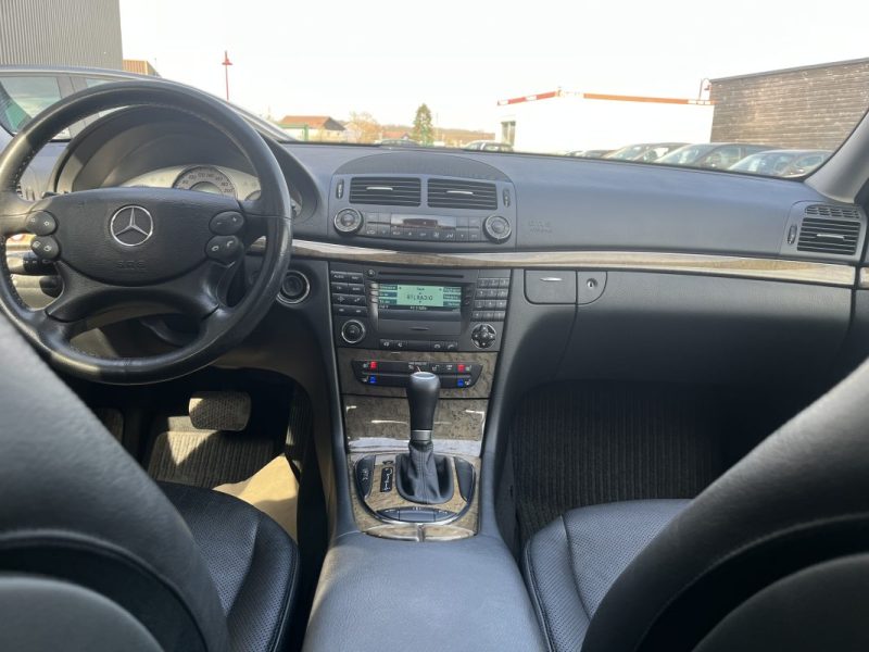 Mercedes-Benz E350 V6 272ch 7Pls Full Opts 1ere Main