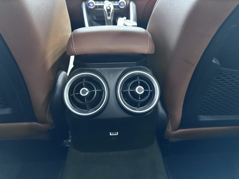  ALFA GIULIA 2.2 JTD 210CH VELOCE Q4 AT8 MY21 