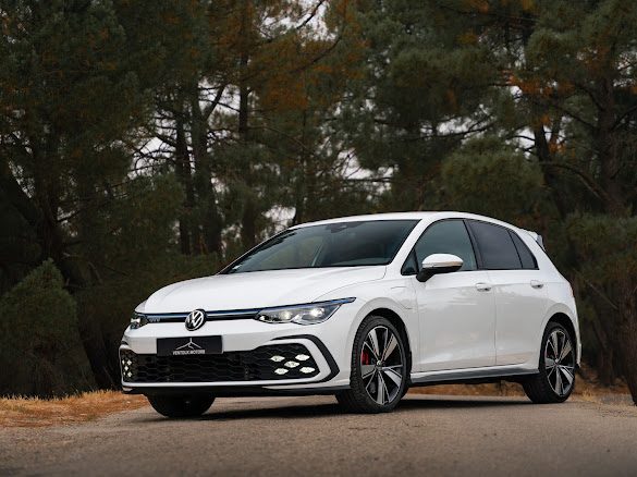 VOLKSWAGEN GOLF 8 GTE  245CH GTE 