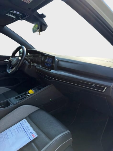 VOLKSWAGEN GOLF 8 GTE  245CH GTE 
