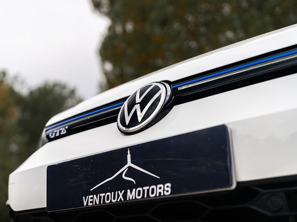 VOLKSWAGEN GOLF 8 GTE  245CH GTE 