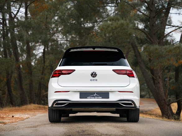 VOLKSWAGEN GOLF 8 GTE  245CH GTE 