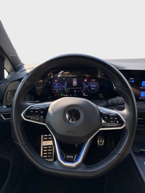VOLKSWAGEN GOLF 8 GTE  245CH GTE 