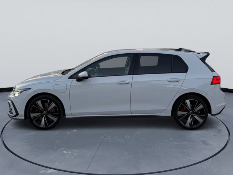 VOLKSWAGEN GOLF 8 GTE  245CH GTE 