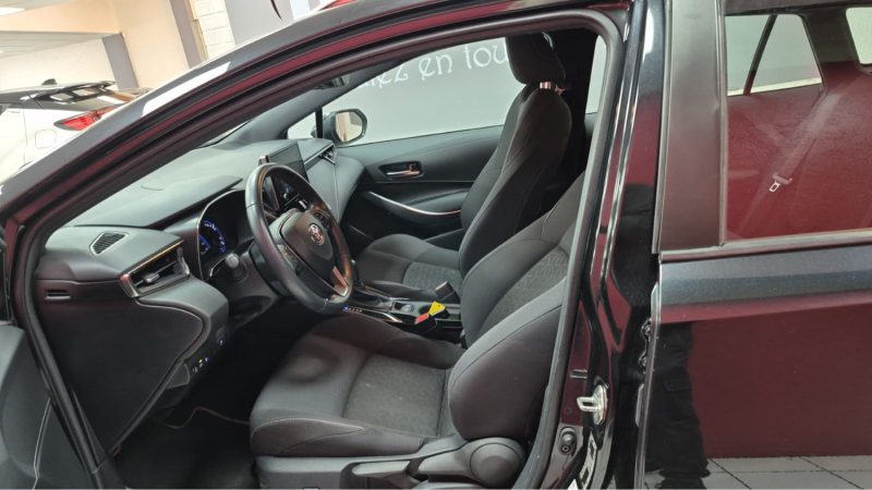 TOYOTA COROLLA TOURING SPORTS 122cv DYNAMIC BUSINESS/1 ERE MAIN/TVA RECUPERABLE