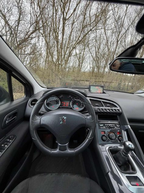 PEUGEOT 3008 1.6 HDI 112 ALLURE   2012