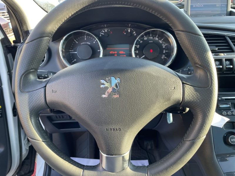 PEUGEOT 3008 1.6 HDI  112CV    GARANTIE 3/12 MOIS 2012