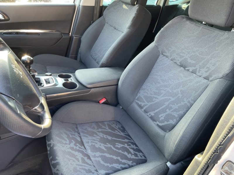 PEUGEOT 3008 1.6 HDI  112CV    GARANTIE 3/12 MOIS 2012