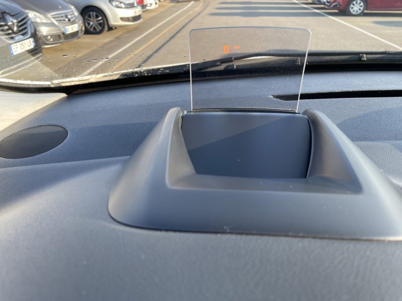 PEUGEOT 3008 1.6 HDI  112CV    GARANTIE 3/12 MOIS 2012