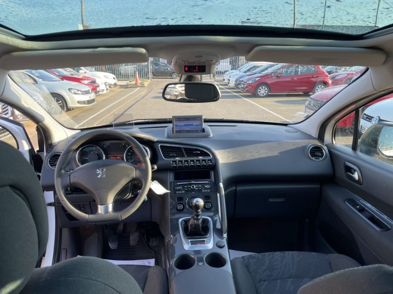 PEUGEOT 3008 1.6 HDI  112CV    GARANTIE 3/12 MOIS 2012