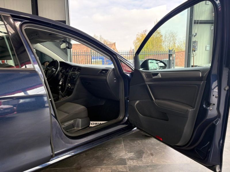 🔹 Volkswagen Golf 7 – Finition Edition 🔹 1.2 TSI – 85 chevaux 📊 131 000 km -   Garantie 
