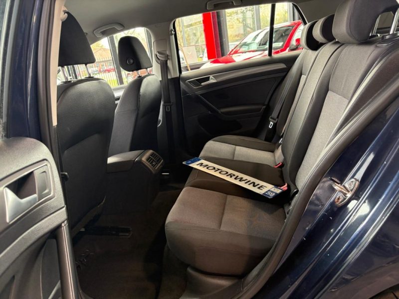 🔹 Volkswagen Golf 7 – Finition Edition 🔹 1.2 TSI – 85 chevaux 📊 131 000 km -   Garantie 