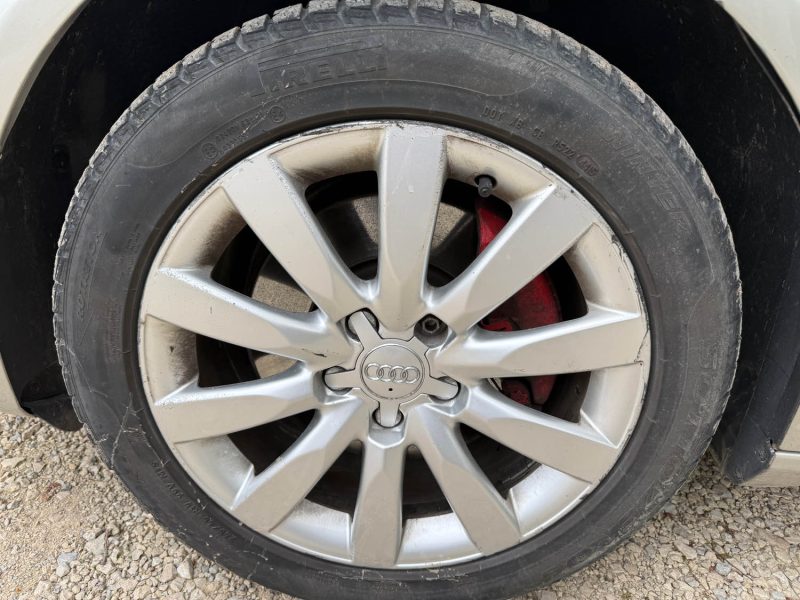 AUDI A4 AVANT V6 3.0 TDI 204 AMBITION LUXE MULTITRONIC 2012