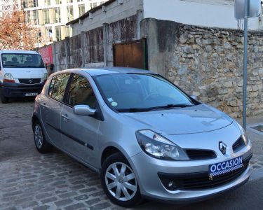 RENAULT CLIO III PRIVILÈGE 1.4 16V 100CH 2007
