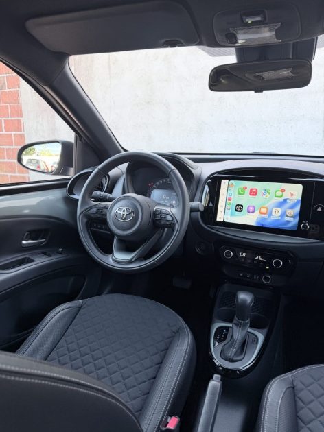 TOYOTA AYGO X DESIGN 1.0 72ch SIÈGES CHAUFFANT / APPLE CAR PLAY / FEUX LED AUTO 