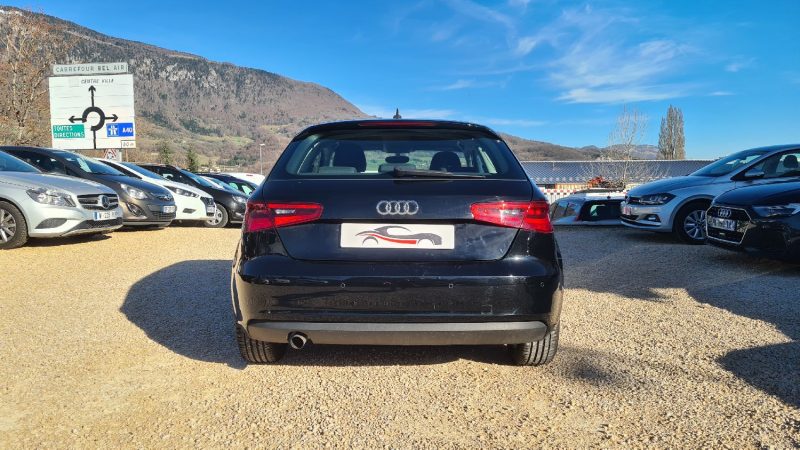 AUDI A3 - 1.6 TDI 110ch Diesel