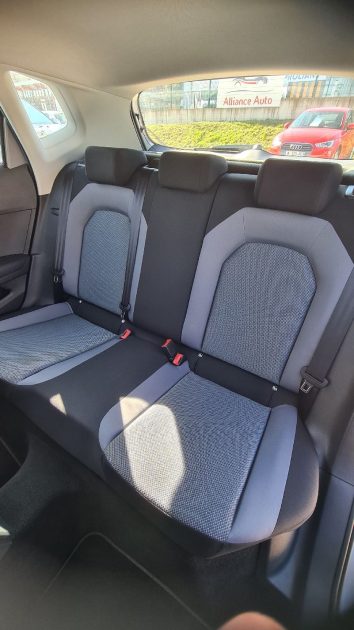 SEAT Arona - 115ch Essence Style