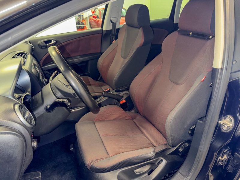 SEAT Leon 2.0 FSi 150cv finition FR ✨ Régulateur de vitesse - Double sortie d'échappement