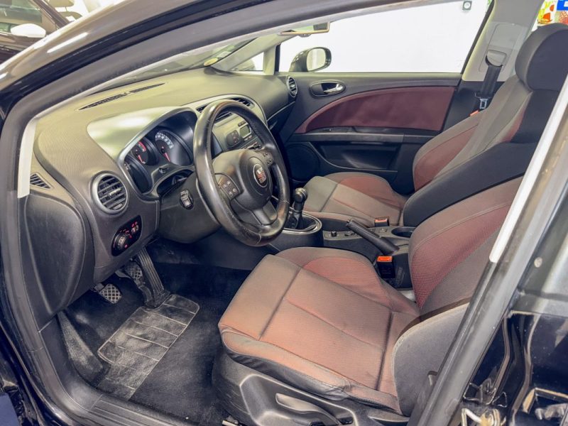 SEAT Leon 2.0 FSi 150cv finition FR ✨ Régulateur de vitesse - Double sortie d'échappement