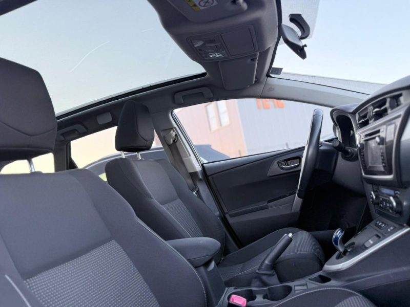 TOYOTA AURIS TOURING SPORTS 1.8 HYBRID 136h DYNAMIC BUSINESS