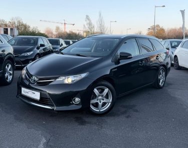 TOYOTA AURIS TOURING SPORTS 1.8 HYBRID 136h DYNAMIC BUSINESS
