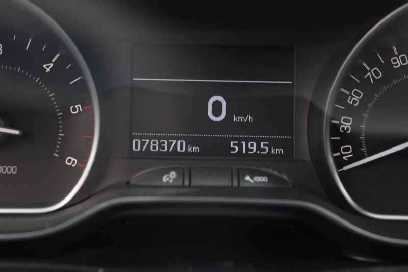 PEUGEOT 208 1.6 bluehdi 100cv 5p Allure 78.370 KM