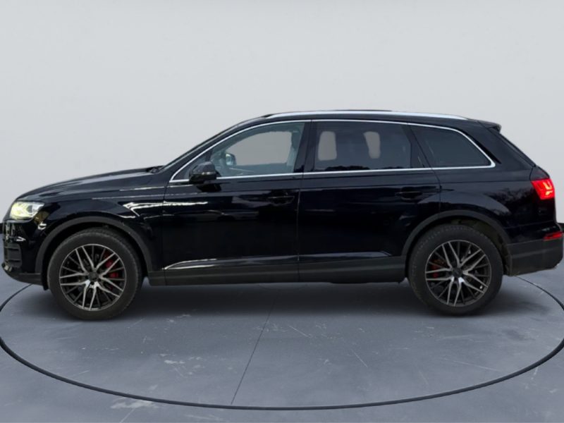 AUDI Q7 AVUS 3.0 V6 TDI QUATTRO TIPTRONIC /TOIT OUVRANT/ATTELAGE ELECTRIQUE/