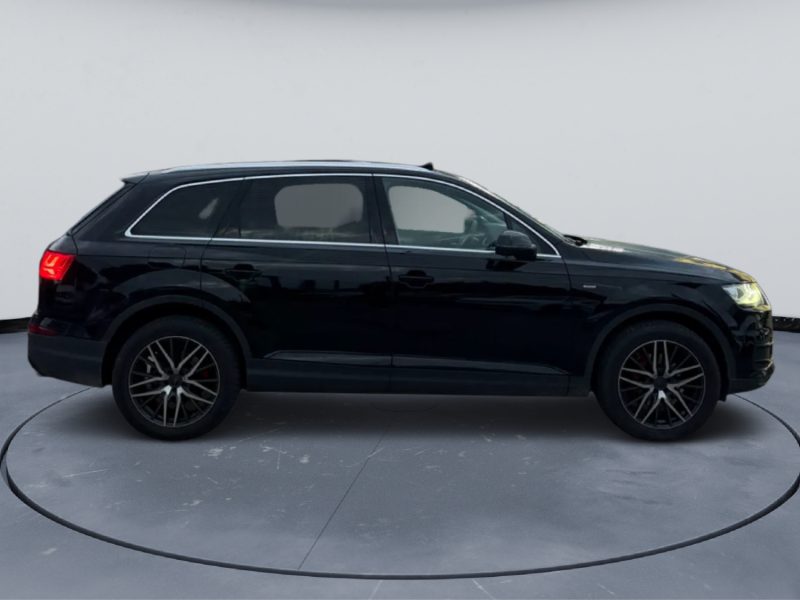 AUDI Q7 AVUS 3.0 V6 TDI QUATTRO TIPTRONIC /TOIT OUVRANT/ATTELAGE ELECTRIQUE/