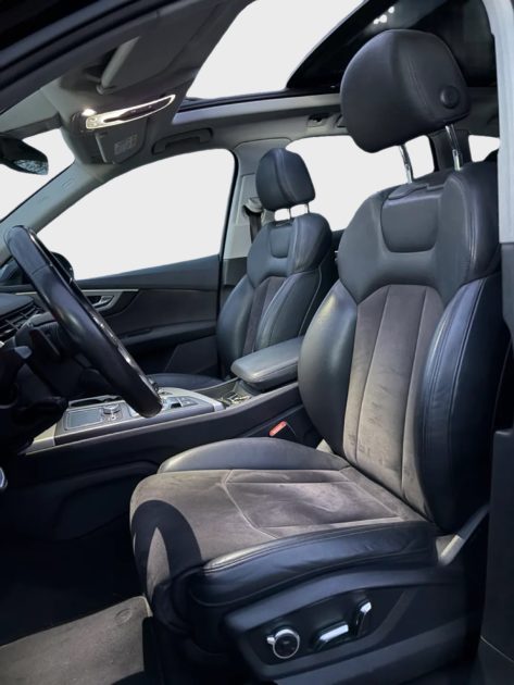 AUDI Q7 AVUS 3.0 V6 TDI QUATTRO TIPTRONIC /TOIT OUVRANT/ATTELAGE ELECTRIQUE/